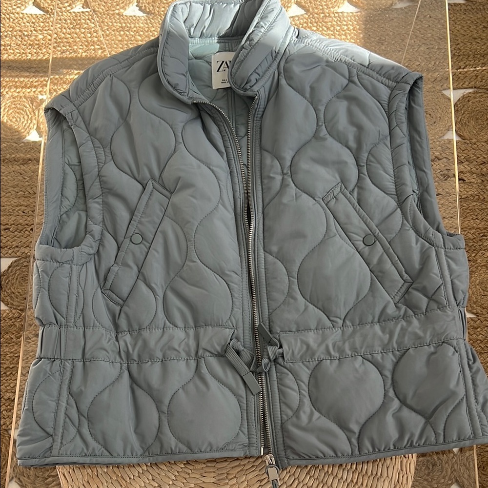 Zara Quilted Gray/Blue Vest Women’s